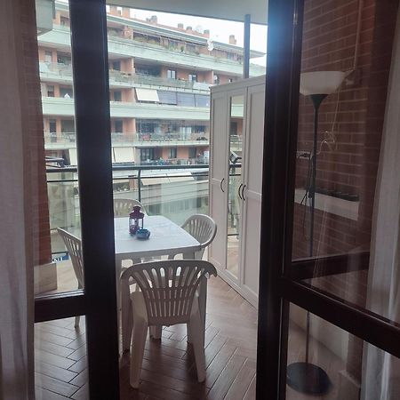 Leonardo Rome Holidays Fiumicino Bagian luar foto