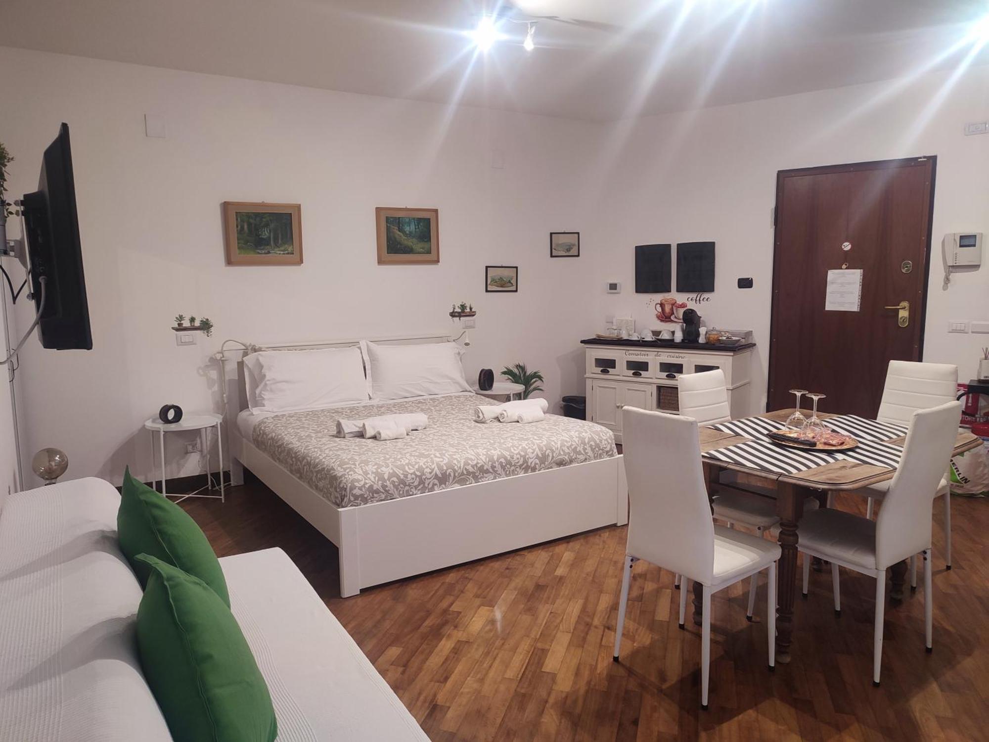 Leonardo Rome Holidays Fiumicino Bagian luar foto