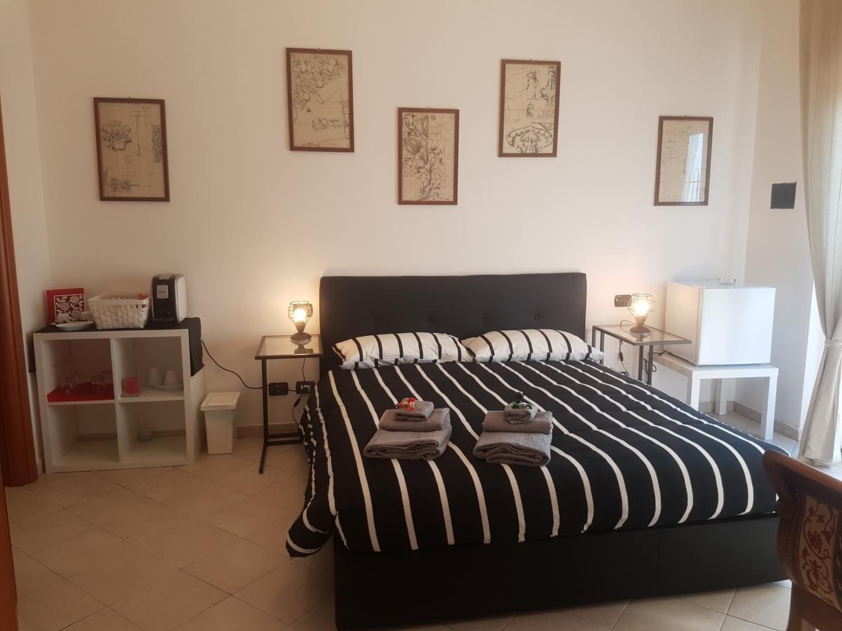 Leonardo Rome Holidays Fiumicino Bagian luar foto