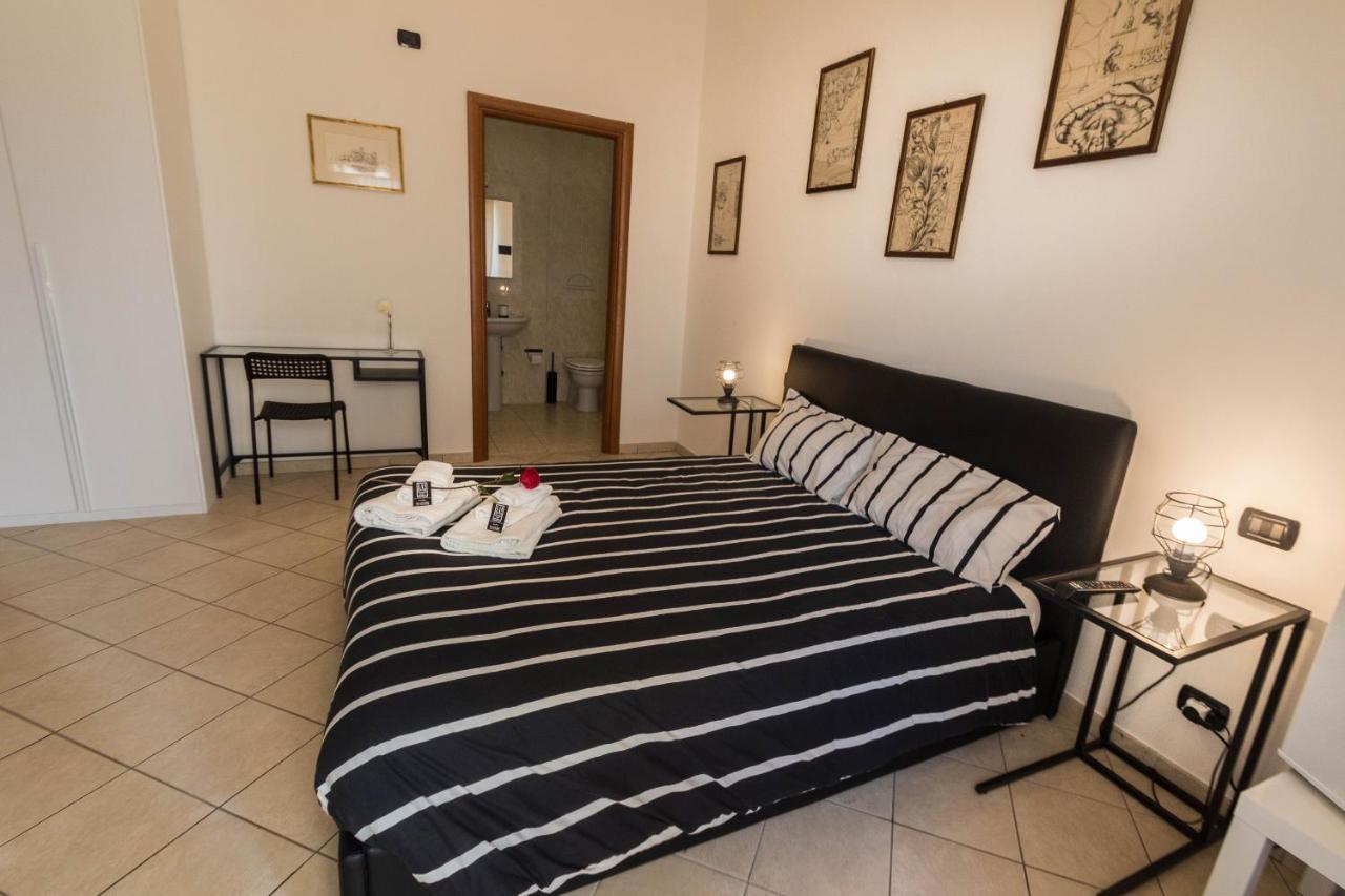 Leonardo Rome Holidays Fiumicino Bagian luar foto