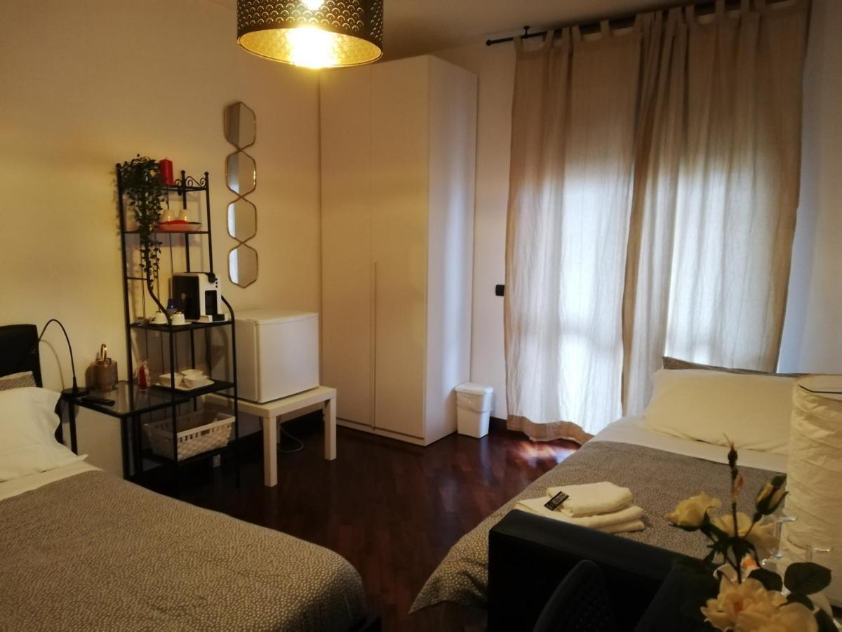 Leonardo Rome Holidays Fiumicino Bagian luar foto
